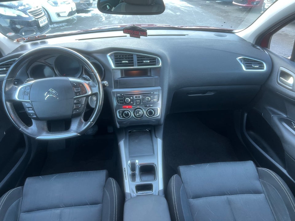 Citroën C4 1,6 e-HDi 112 Seduction E6G 5d