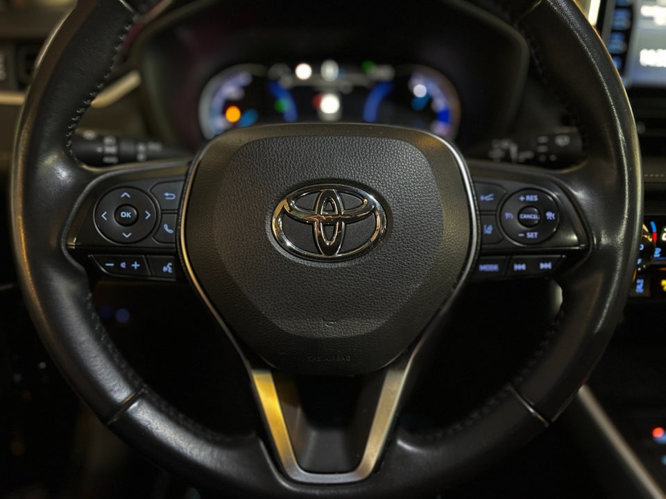 Toyota RAV4 2,5 Hybrid H3 Style MDS 5d