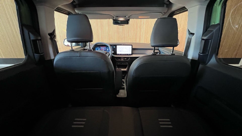 Ford E-Tourneo Courier 46 Active
