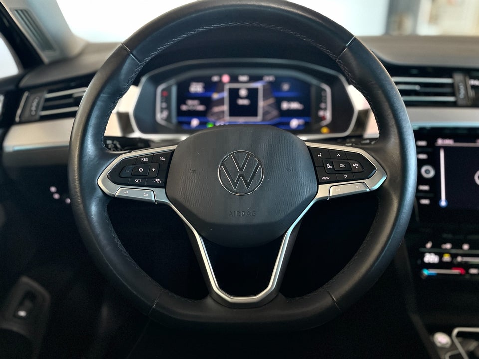 VW Passat 2,0 TDi 200 Elegance Variant DSG 5d