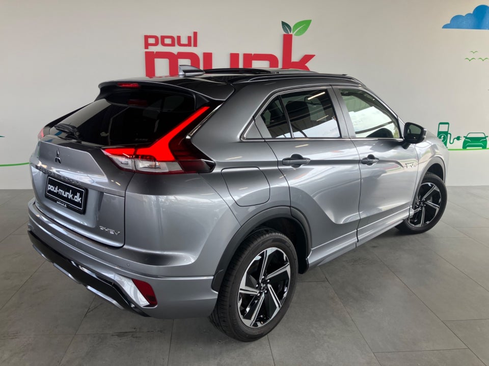 Mitsubishi Eclipse Cross 2,4 PHEV Sport Lux CVT 4WD 5d