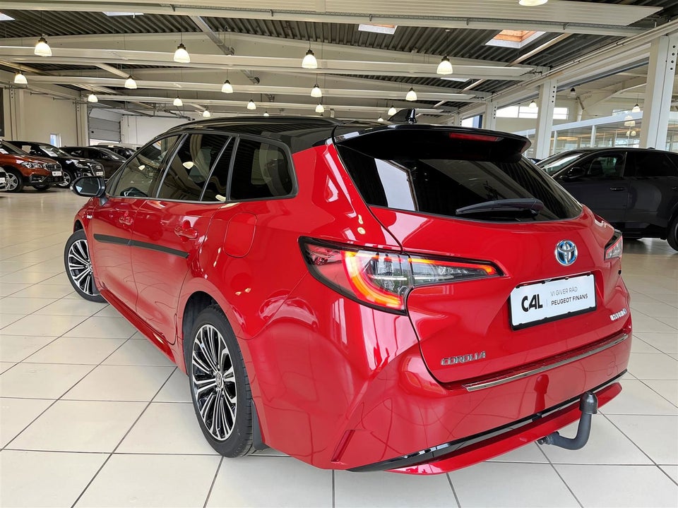 Toyota Corolla 1,8 Hybrid H3 Premium Touring Sports MDS 5d