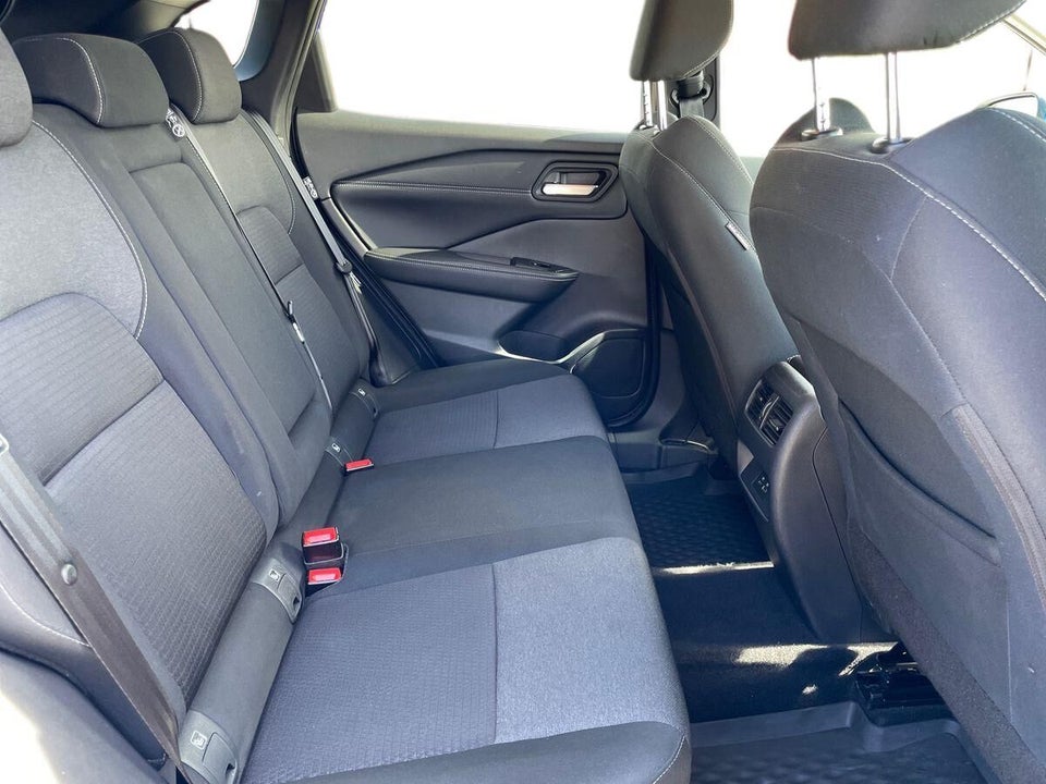 Nissan Qashqai 1,3 mHEV N-Connecta 5d