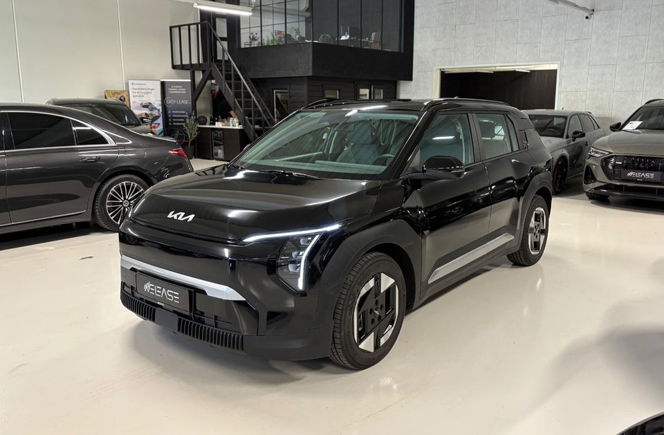 Kia EV3 58 Standard Range Prestige 5d