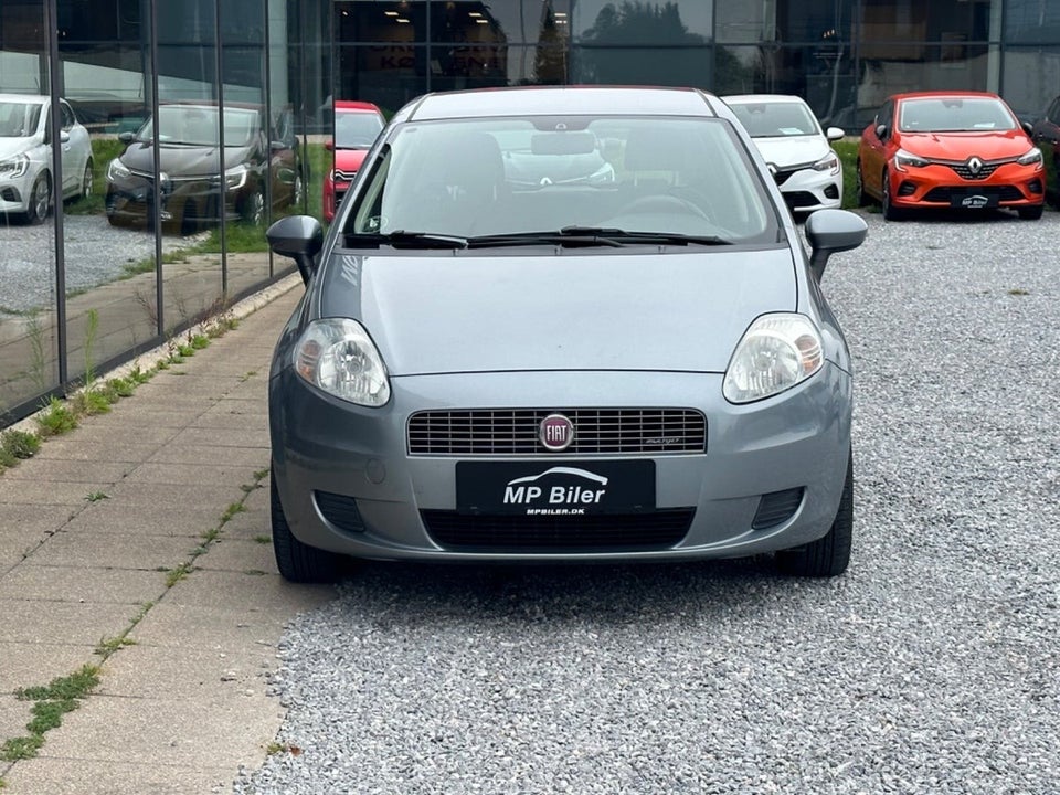 Fiat Grande Punto 1,3 JTD 75 Dynamic 5d