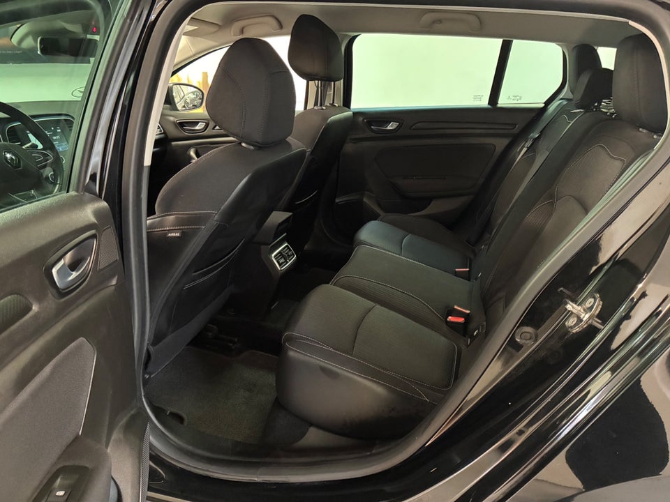 Renault Megane IV 1,2 TCe 130 Zen Sport Tourer 5d