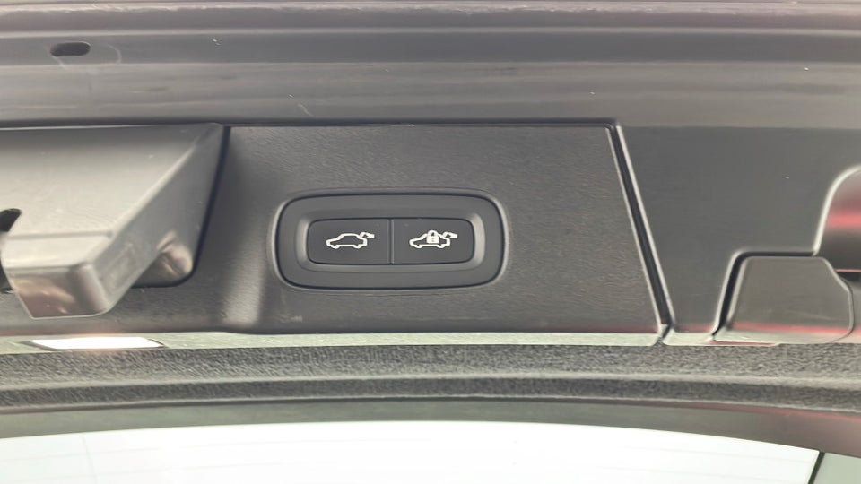 Volvo V90 2,0 T6 ReCharge Inscription aut. AWD 5d