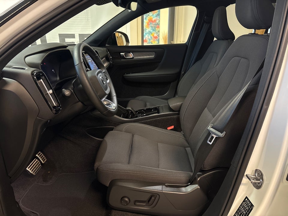 Volvo XC40 P6 ReCharge Pro 5d
