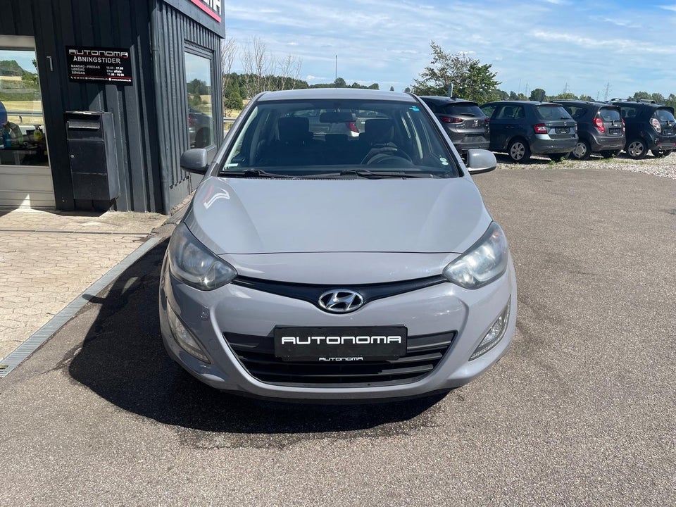 Hyundai i20 1,25 Classic XTR 5d