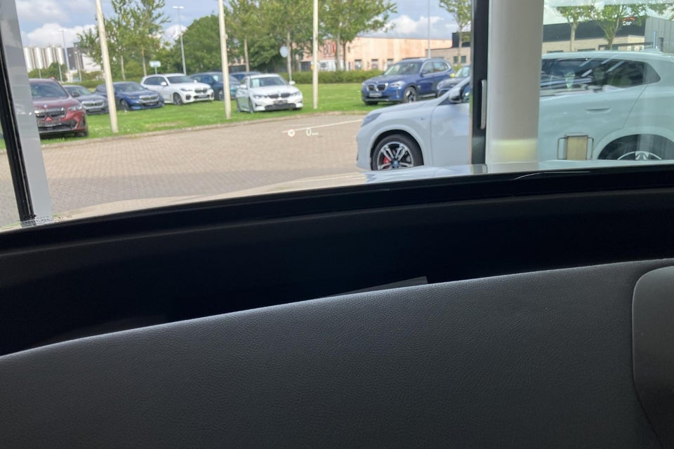 BMW iX xDrive40 Supercharged 5d