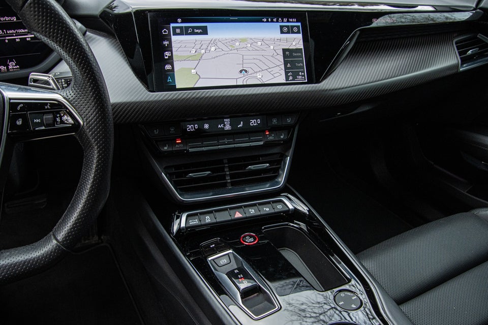 Audi e-tron GT quattro 4d