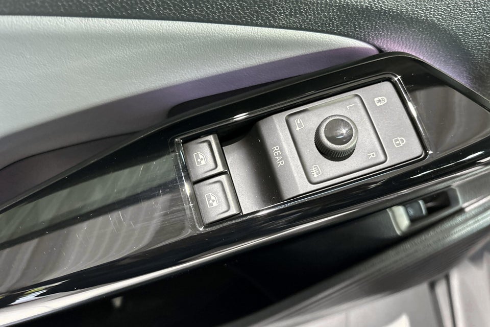 VW ID.4 77 Style 4Motion 5d