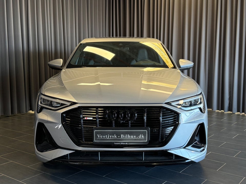 Audi e-tron 55 S-line Sportback quattro 5d