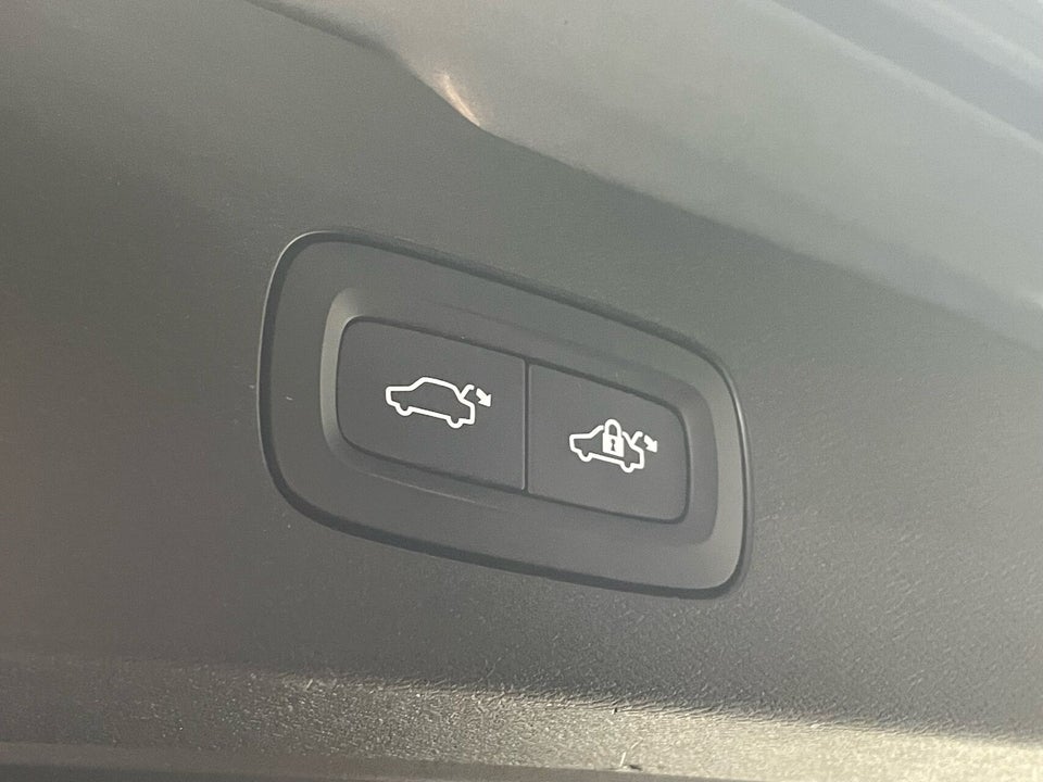 Volvo V60 2,0 T6 ReCharge Inscription aut. AWD 5d