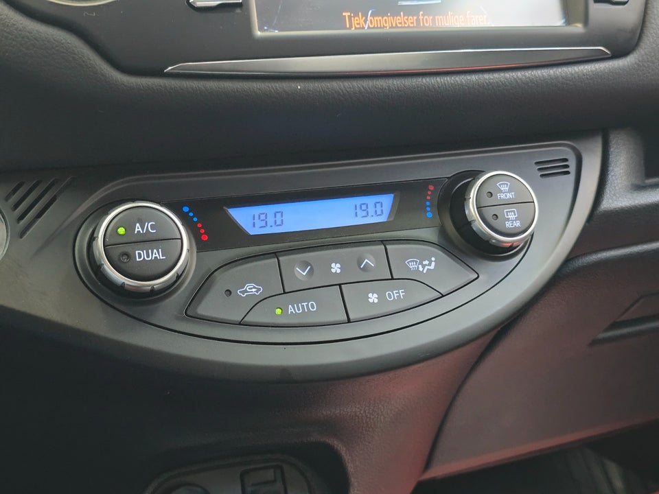 Toyota Yaris 1,5 Hybrid H3 Smart e-CVT 5d
