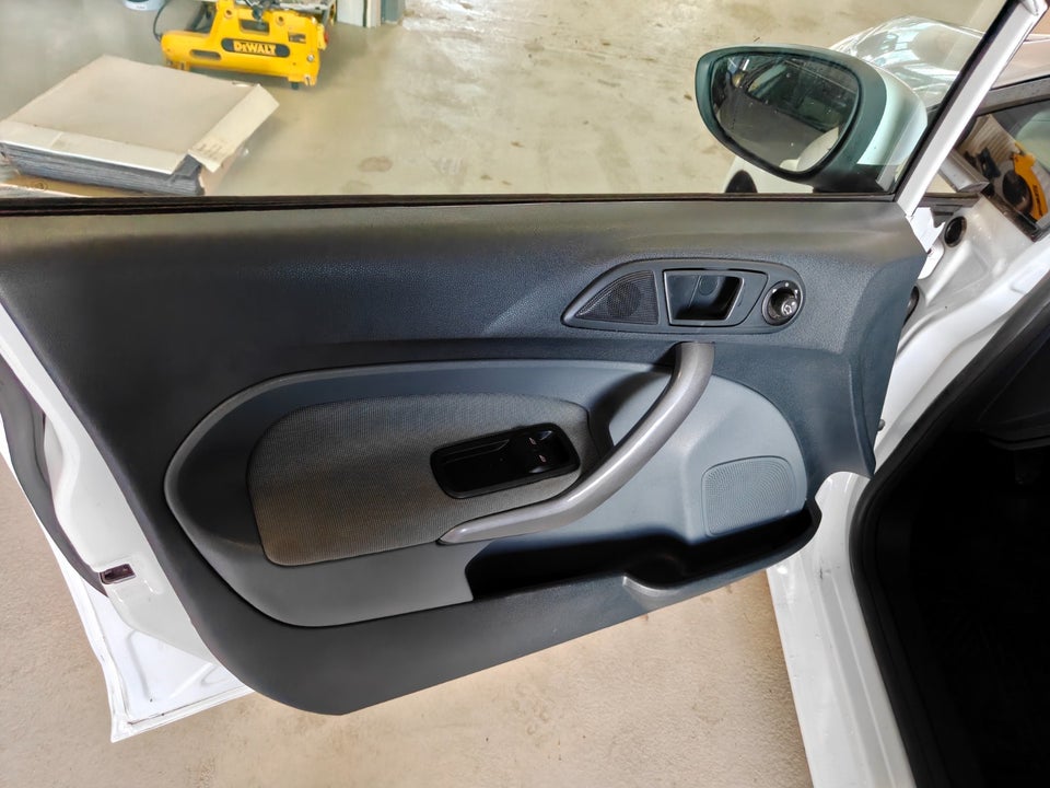 Ford Fiesta 1,25 60 Trend 5d