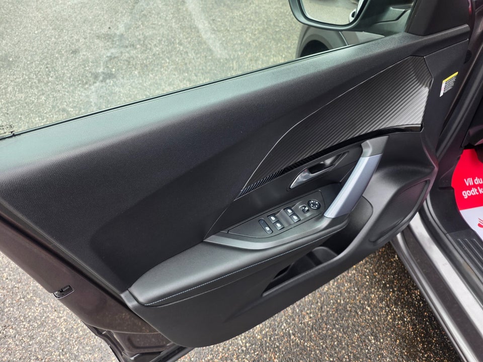 Peugeot 2008 1,2 PureTech 100 Allure 5d