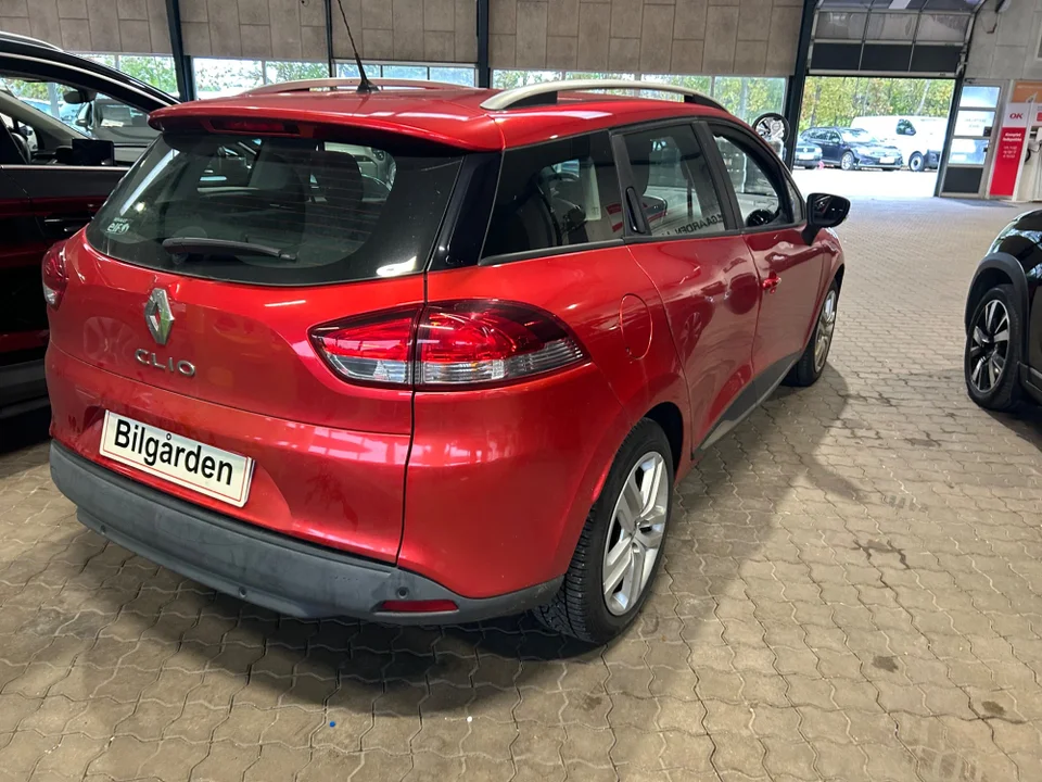 Renault Clio IV 0,9 TCe 90 Zen Sport Tourer 5d