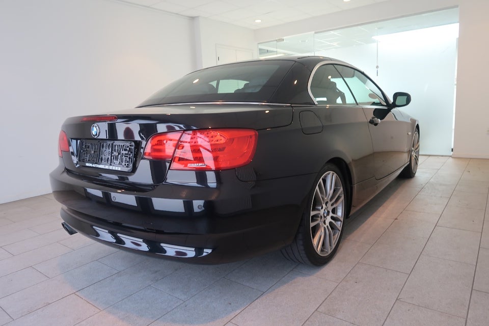 BMW 325i 3,0 Cabriolet Steptr. 2d