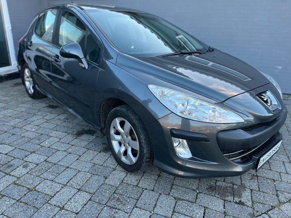 Peugeot 308 1,6 HDi 90 Comfort S 5d