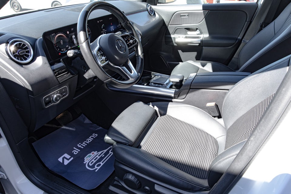 Mercedes EQA250 5d