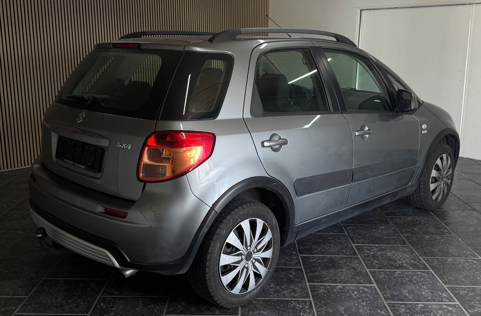 Suzuki SX4 1,6 DDiS GL 5d