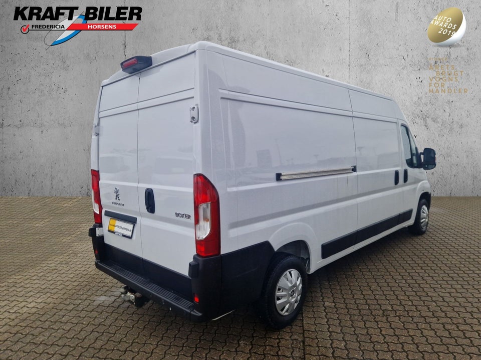 Peugeot Boxer 333 2,2 BlueHDi 140 L3H2 Premium