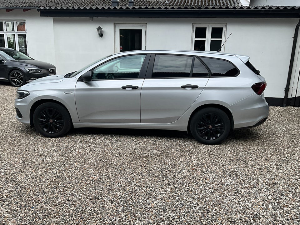Fiat Tipo 1,4 16V Street SW 5d