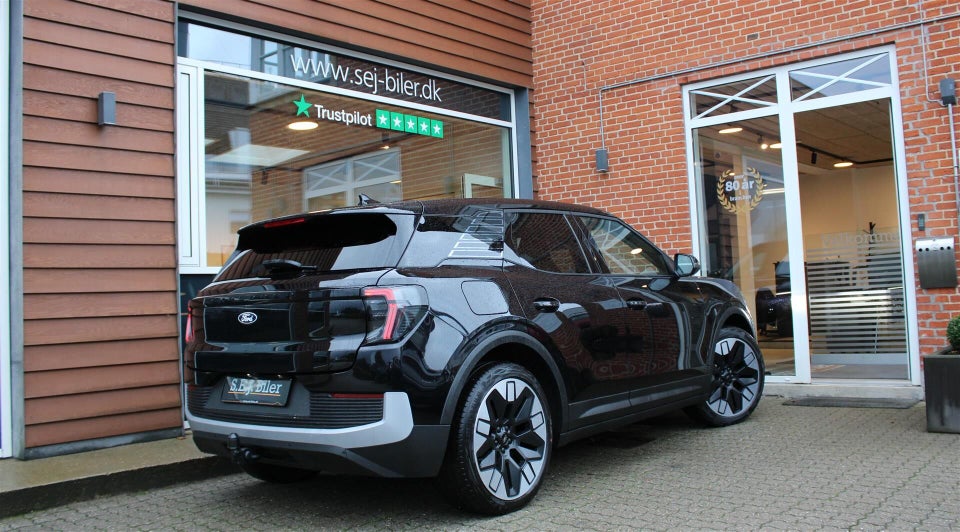 Ford Explorer 79 Select Extended Range 5d