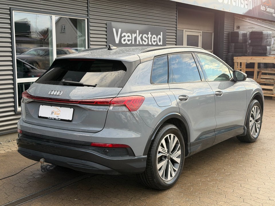Audi Q4 e-tron 40 Advanced 5d
