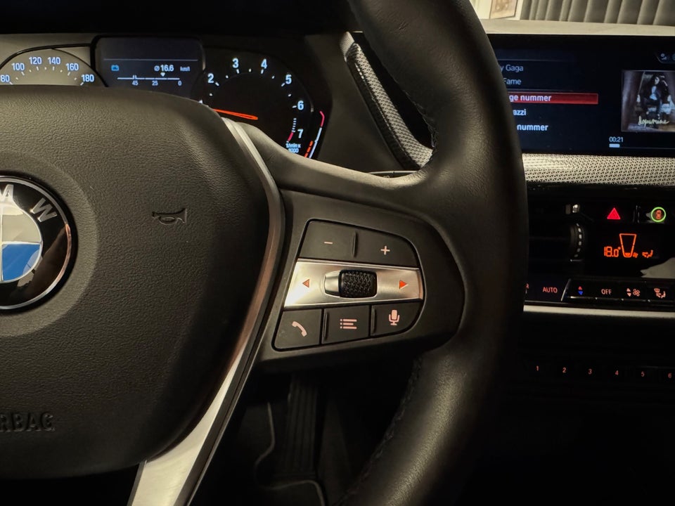 BMW 118i 1,5 Sport Line aut. 5d