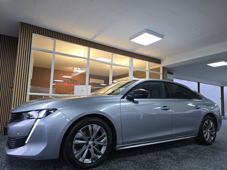 Peugeot 508 1,6 Hybrid Allure Pack EAT8 5d