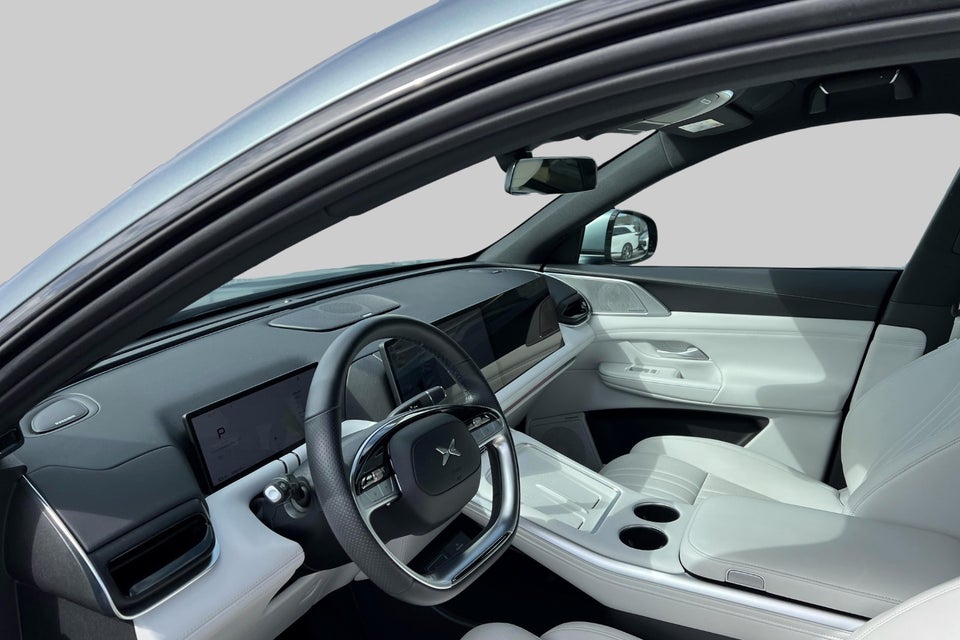 Xpeng G9 Performance 5d