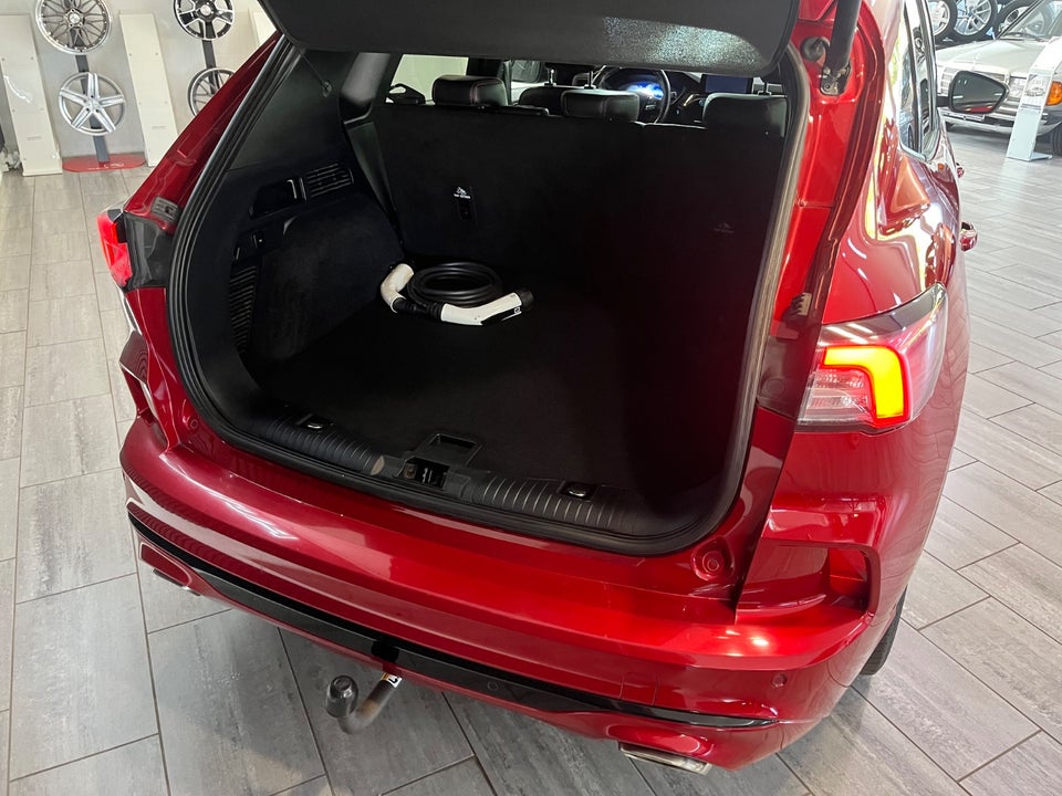 Ford Kuga 2,5 PHEV ST-Line CVT 5d