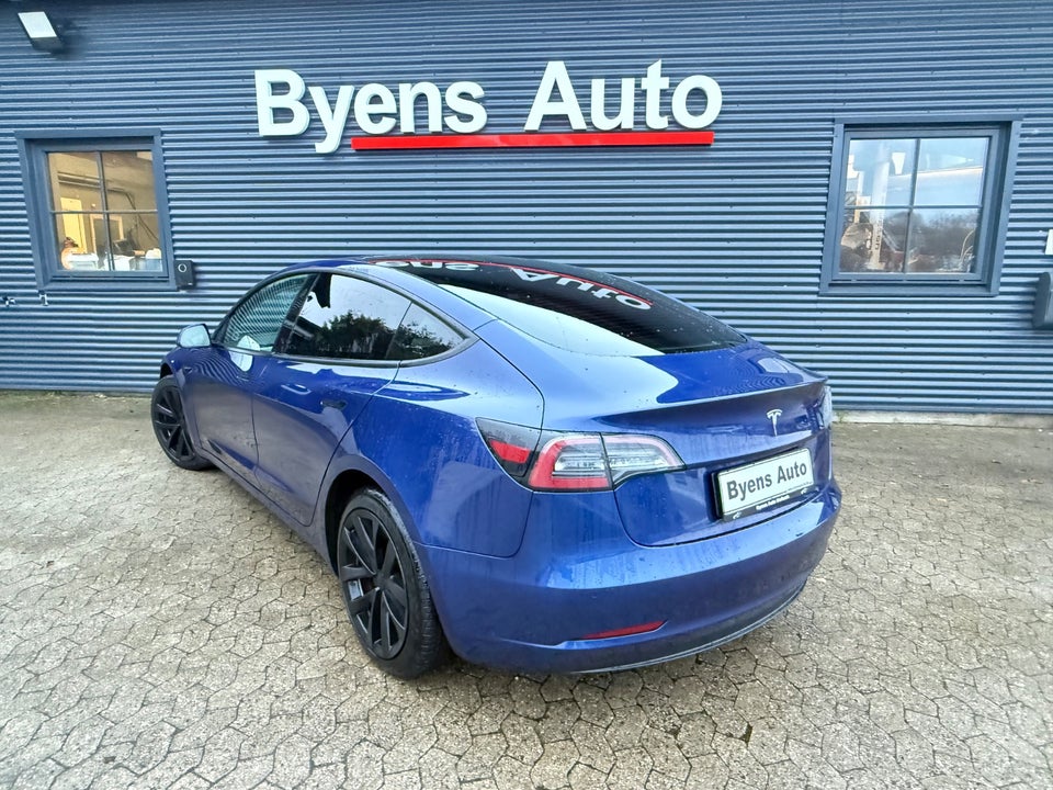 Tesla Model 3 Standard Range+ RWD 4d