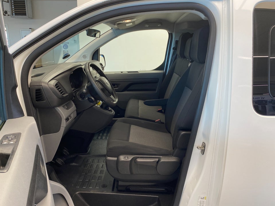 Toyota ProAce Verso 1,5 D 120 Long Combi 9prs 5d