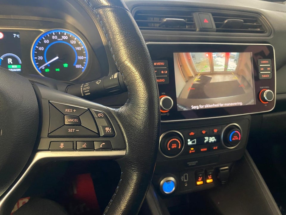 Nissan Leaf 40 N-Connecta 5d