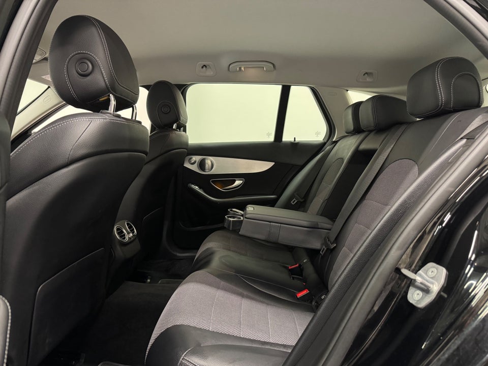 Mercedes C220 d 2,0 Avantgarde stc. aut. 5d