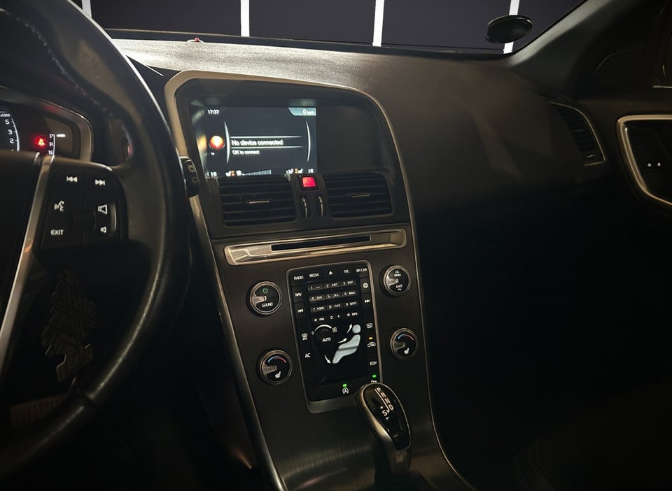 Volvo XC60 2,0 D4 190 Momentum aut. 5d