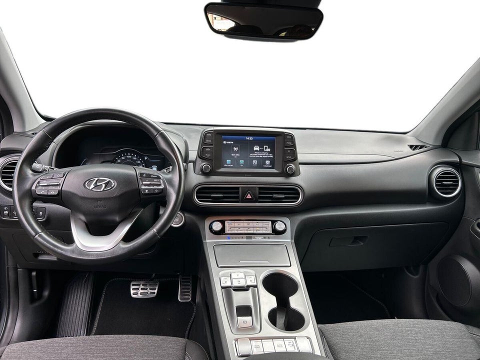 Hyundai Kona 64 EV Essential 5d