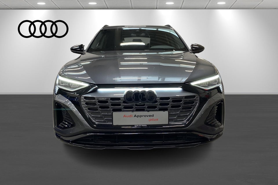 Audi Q8 e-tron 55 S-line quattro 5d