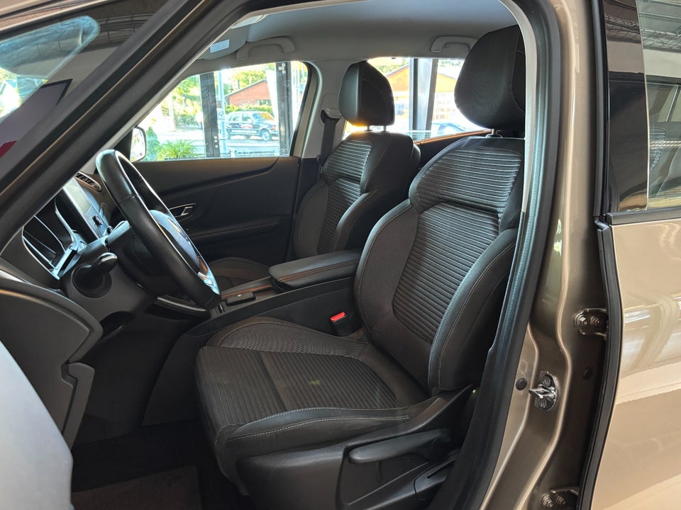 Renault Grand Scenic IV 1,7 dCi 120 Zen 7prs 5d