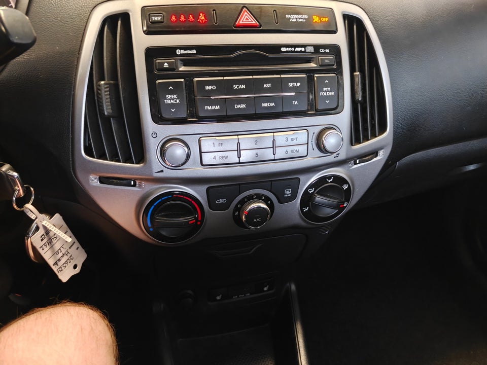 Hyundai i20 1,25 Comfort 5d