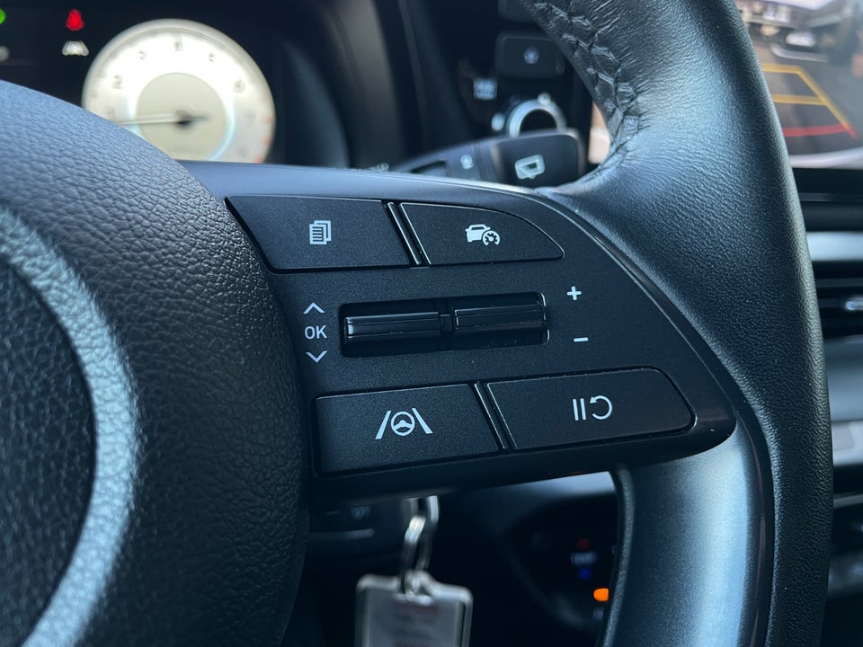 Hyundai i20 1,0 T-GDi Essential DCT 5d