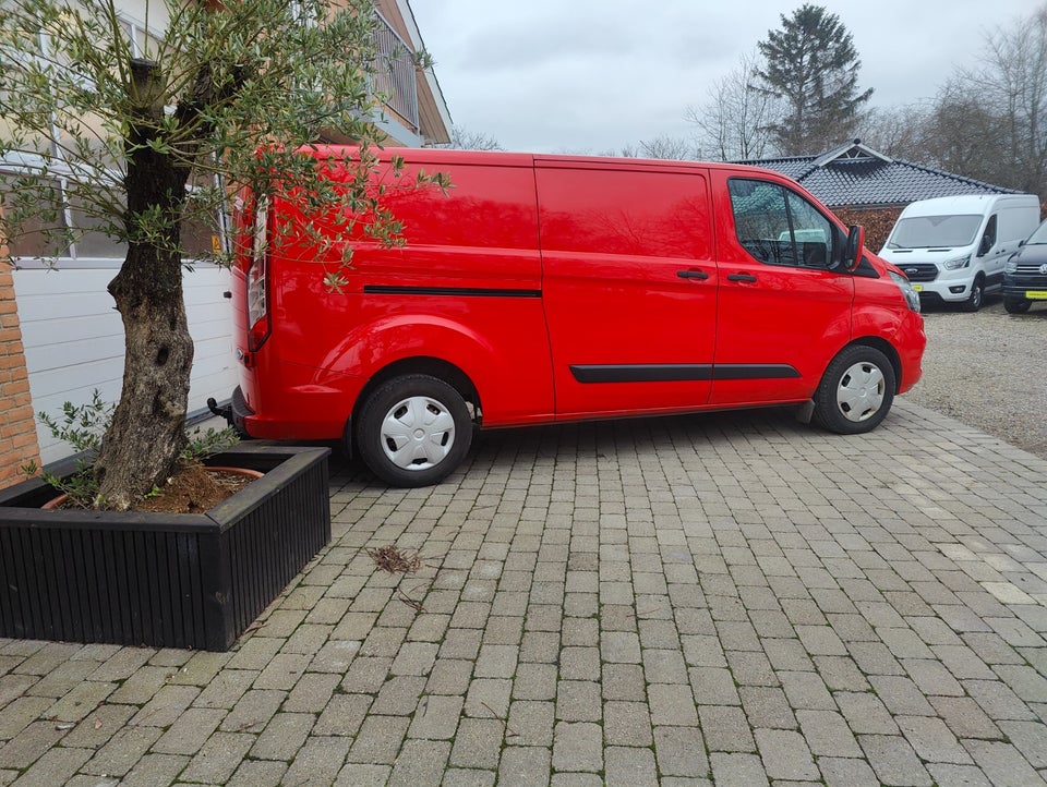 Ford Transit Custom 320L 2,0 TDCi 130 Trend