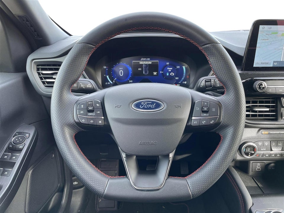 Ford Kuga 2,5 PHEV ST-Line X CVT 5d