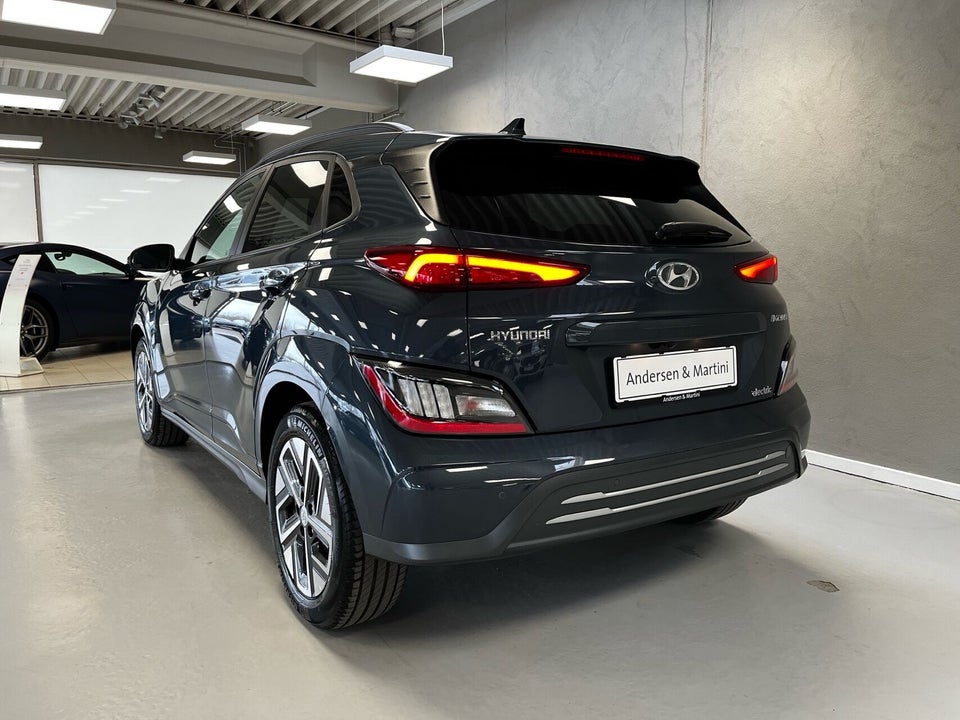 Hyundai Kona 39 EV Essential 5d