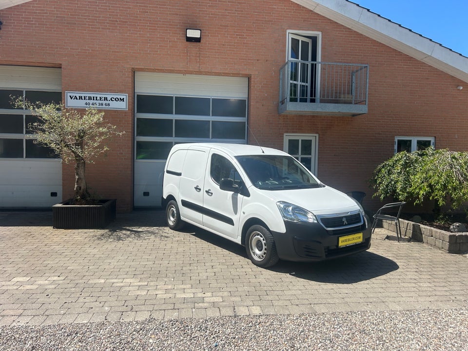 Peugeot Partner 1,6 BlueHDi 100 L1 Premium Van 5d