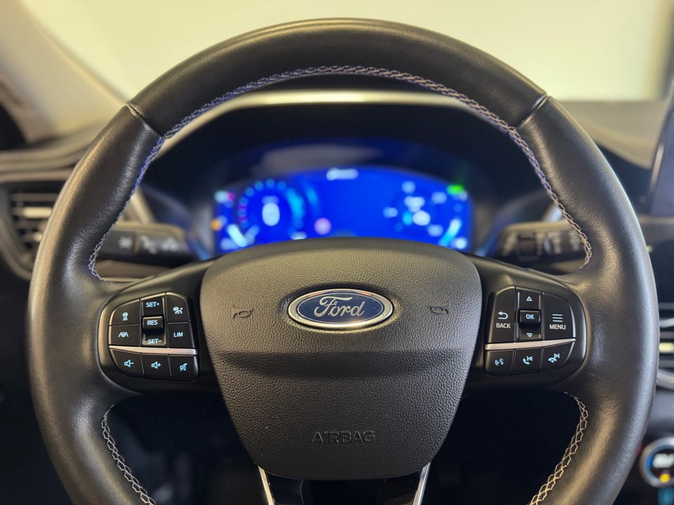 Ford Kuga 2,5 PHEV Vignale CVT 5d