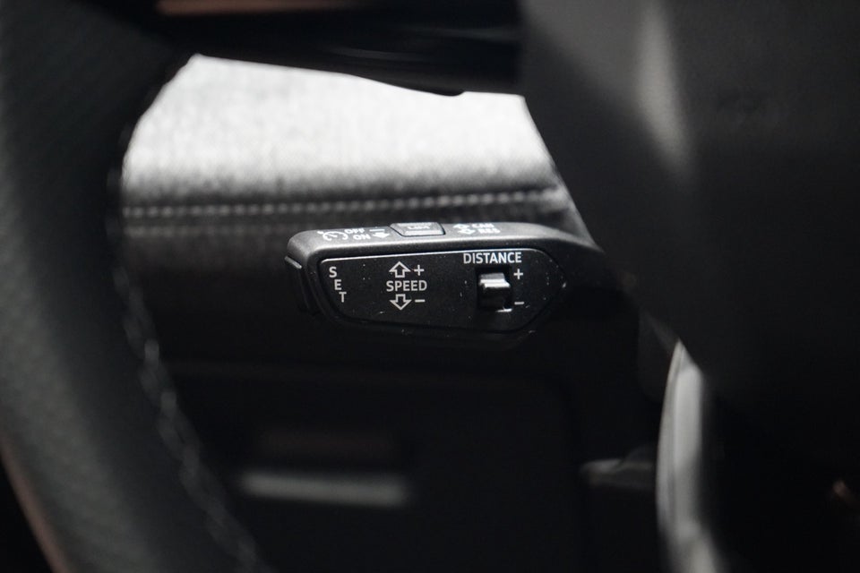 Audi Q6 e-tron Progress 5d